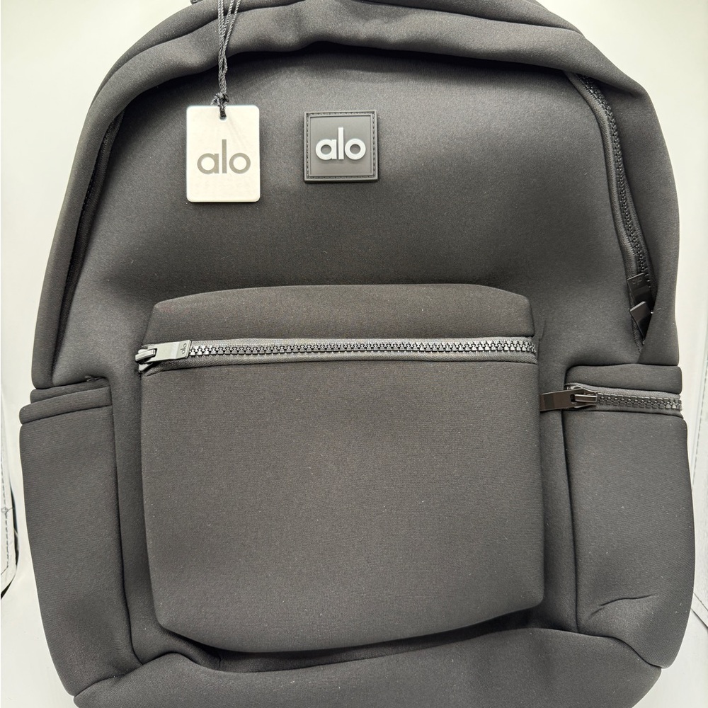 ALO Yoga Stow Backpack Black/Silver NWT & Detachable Pouch $186 Retail Authentic